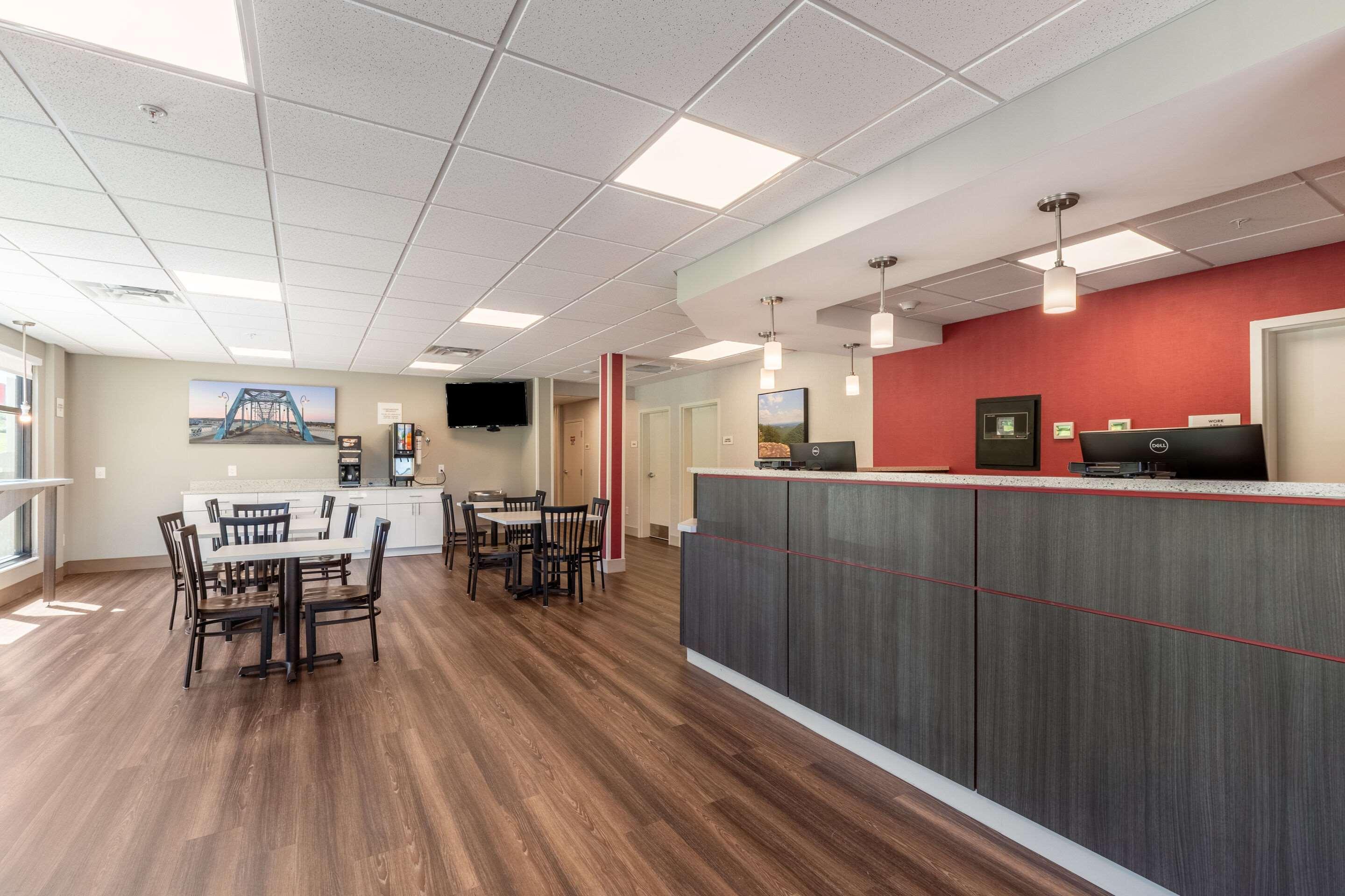 Econo Lodge Dayton Экстерьер фото